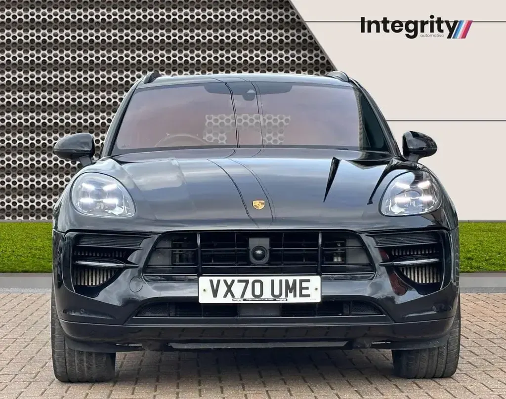 Used Porsche Macan 380 HP (279 kW) 2020 Black SUV