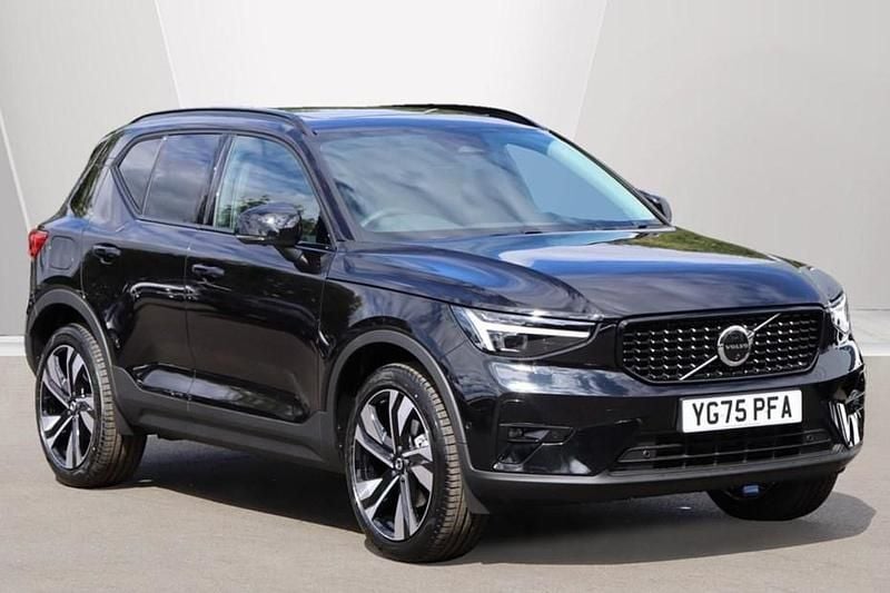 Black Used 2025 Volvo XC40 Ultra SUV | £38,995 (Expensive) - Image 1/1