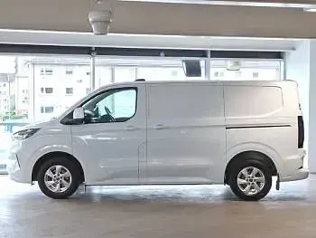 Used Ford Transit Custom Limited 136 HP (100 kW) 2024 White Van