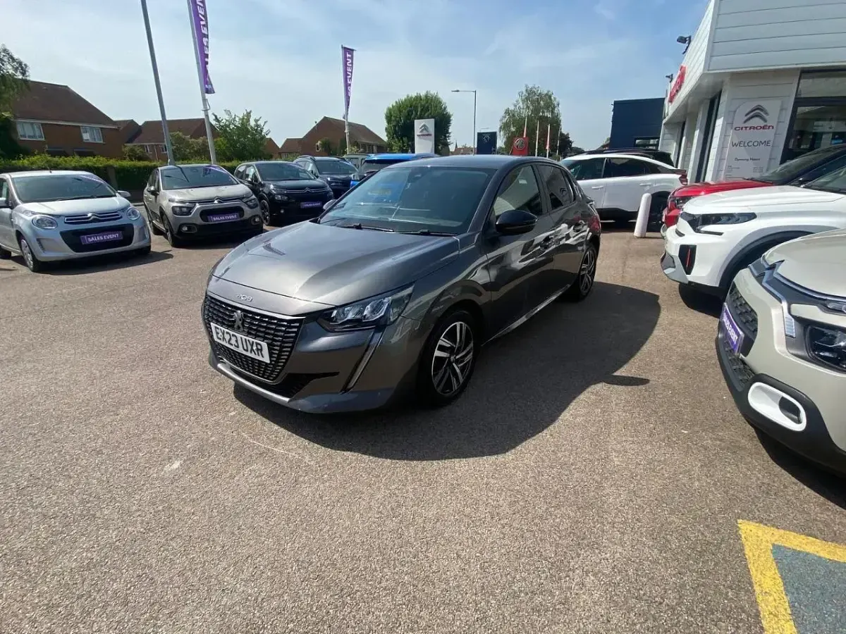 Used Peugeot 208 Active+ 74 HP (54 kW) 2023 Grey Hatchback