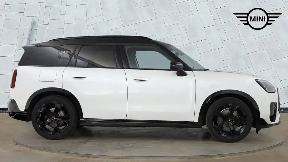 Used Mini Countryman 147 kW (201 HP) 2024 White SUV