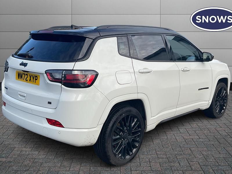 Used Jeep Compass 240 HP (176 kW) 2023 White SUV