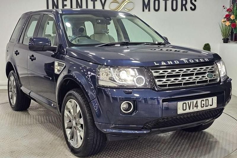 Blue Used 2014 Land Rover Freelander 2 HSE Luxury SUV | £12,350 (Good price) - Image 1/1