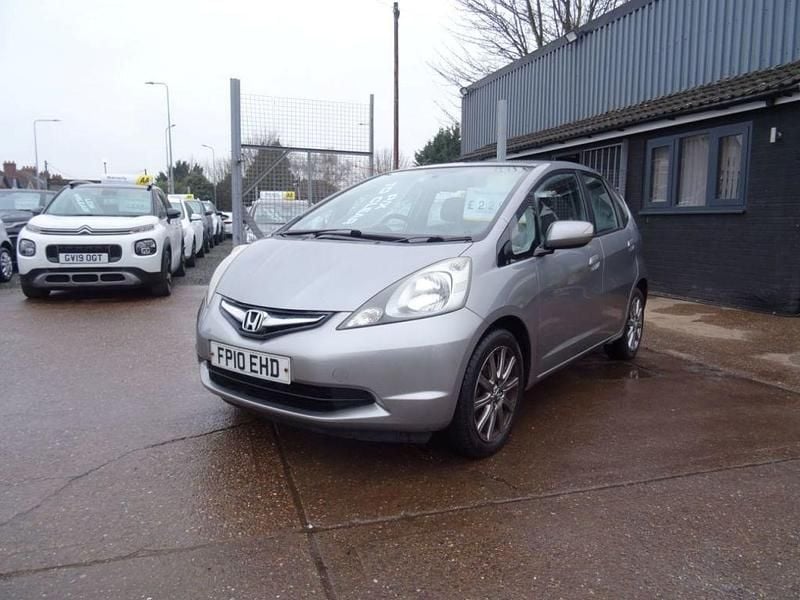 Begagnad Honda Jazz SI 100 HK (73 kW) 2010 Silver Halvkombi