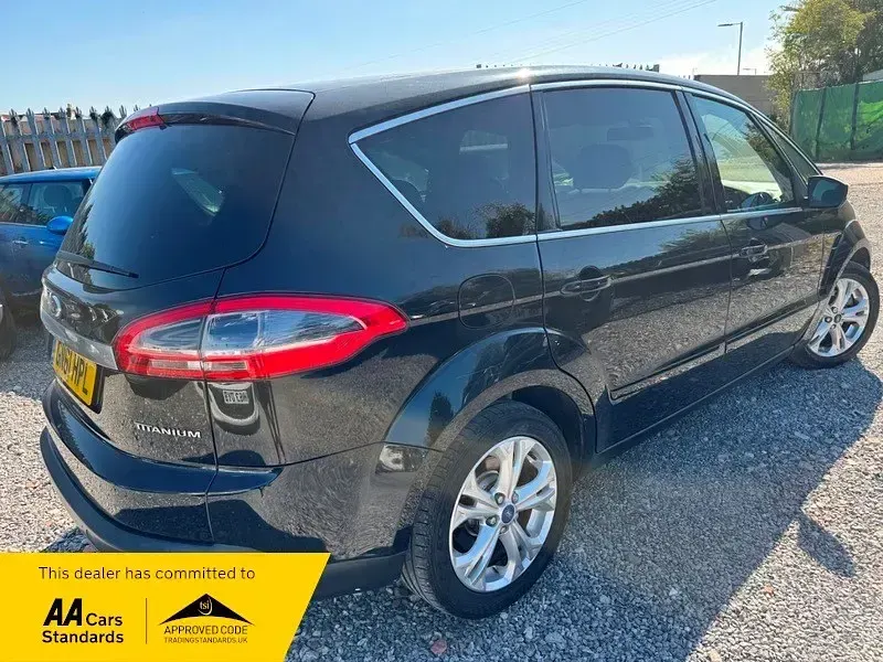 Used Ford S-MAX Titanium 2012 Black MPV