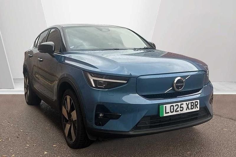 Usado Volvo EC40 Ultra 185 kW (252 HP) 2025 SUV