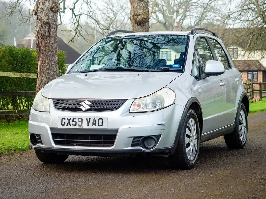 Used Suzuki SX4 GL 106 HP (77 kW) 2009 Silver SUV