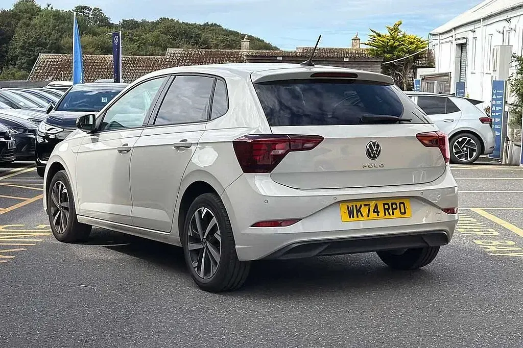 Used VW Polo 95 HP (69 kW) 2024 Hatchback