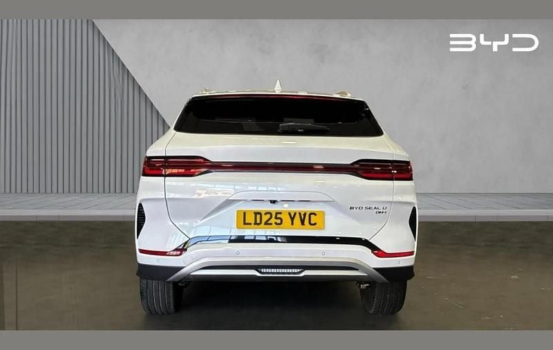 Used BYD Seal U Boost 218 HP (160 kW) 2025 White SUV