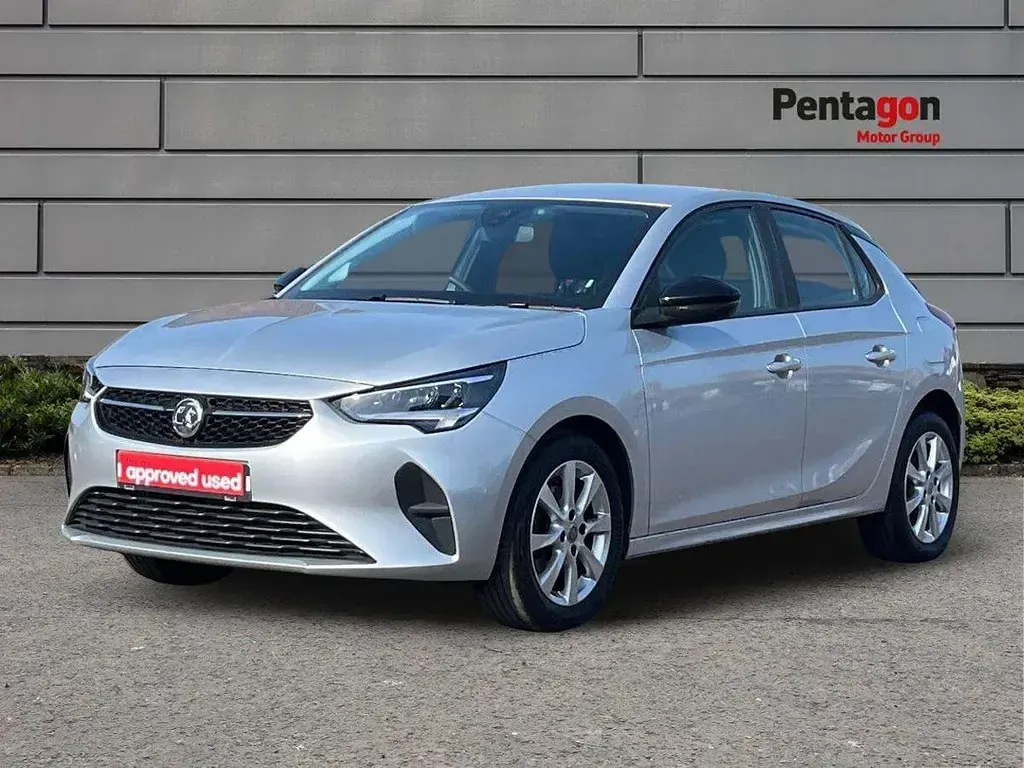 Usado Vauxhall Corsa Design Edition 99 HP (72 kW) 2023 Cinzento Citadino