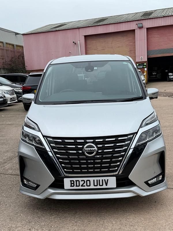 Used Nissan Serena 2020 Silver MPV