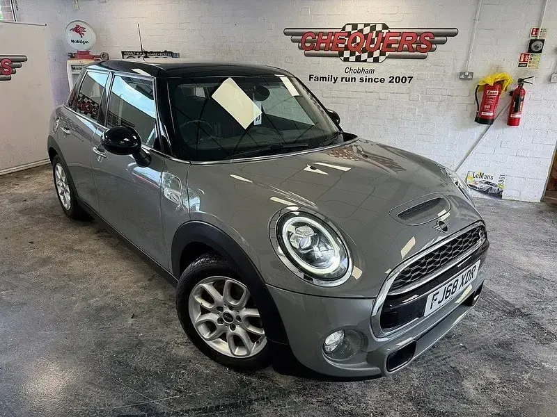 Begagnad Mini Cooper S Classic 2018 Grå Halvkombi