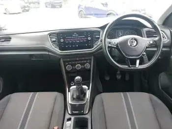 Used VW T-Roc SE 150 HP (110 kW) 2019 Blue SUV