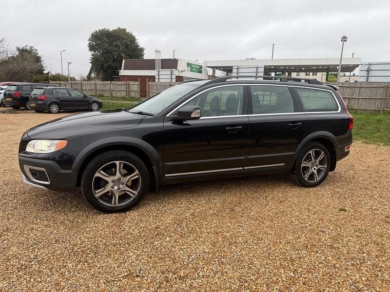 Used Volvo XC70 SE Lux 215 HP (158 kW) 2013 Black Estate
