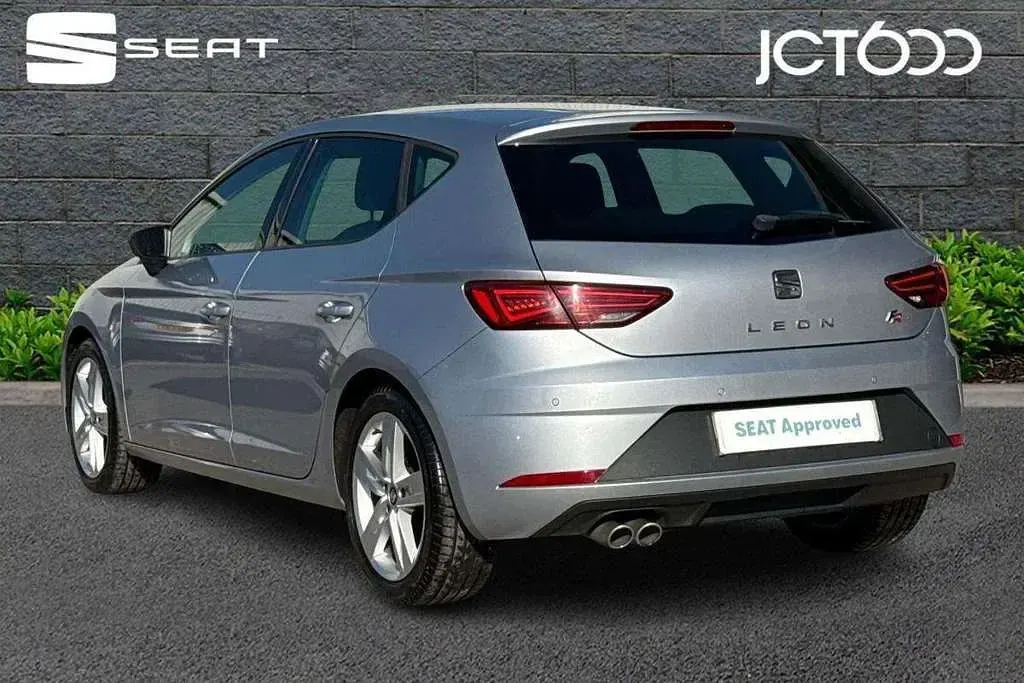 Used Seat Leon FR 150 HP (110 kW) 2019 Silver Hatchback