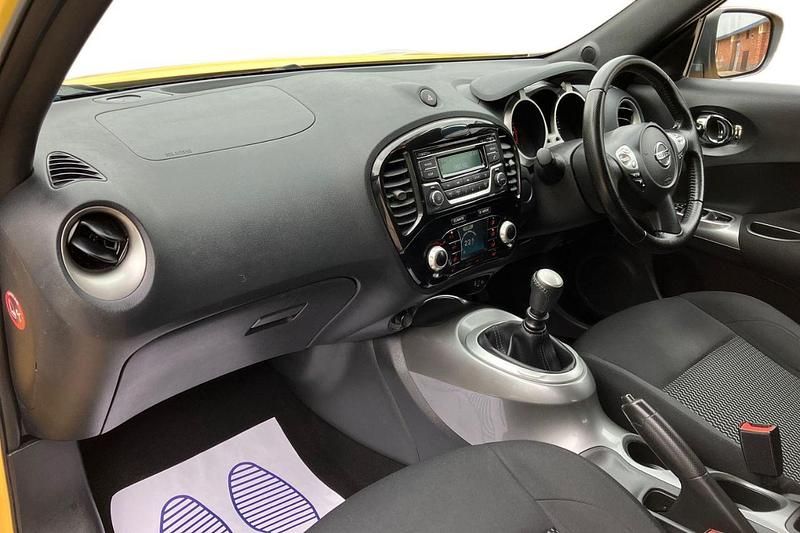Yellow Used 2017 Nissan Juke Acenta SUV | £7,995 (Fair price) - Image 1/4