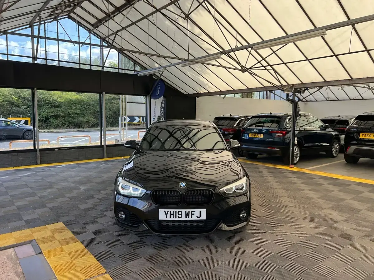 Used BMW 118 M Sport 2019 Black sapphire metallic paint Hatchback