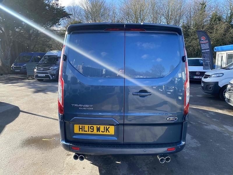Used Ford Transit Custom Sport 170 HP (125 kW) 2019 Blue Van