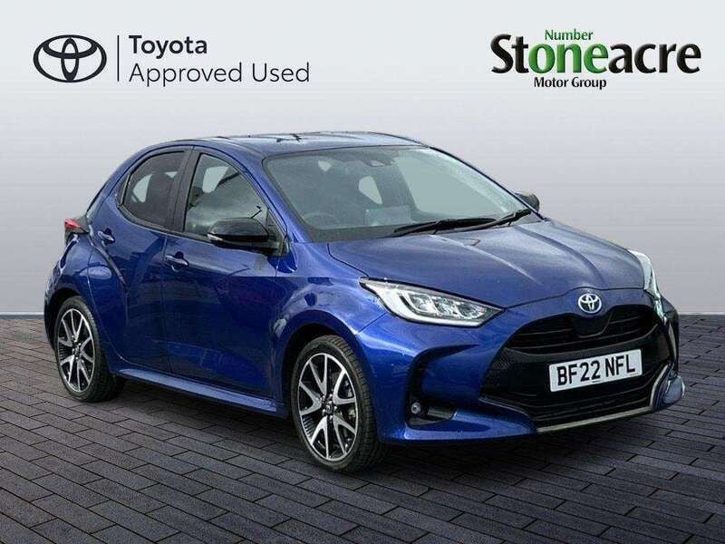 Blue Used 2022 Toyota Yaris Hybrid Hatchback | £16,500 (Fair price) - Image 1/4