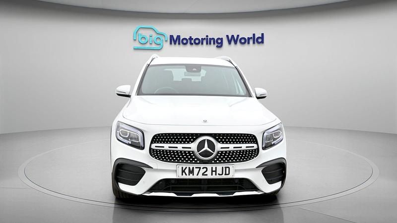 Used Mercedes GLB200 AMG line 163 HP (119 kW) 2022 White SUV