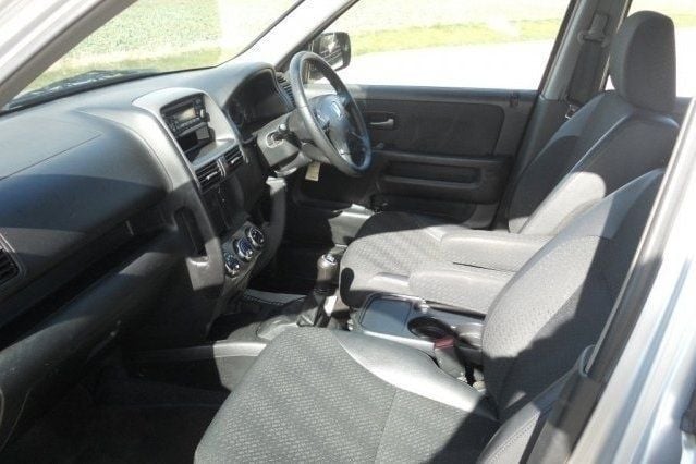 Used Honda CR-V Sport 148 HP (108 kW) 2004 Silver SUV