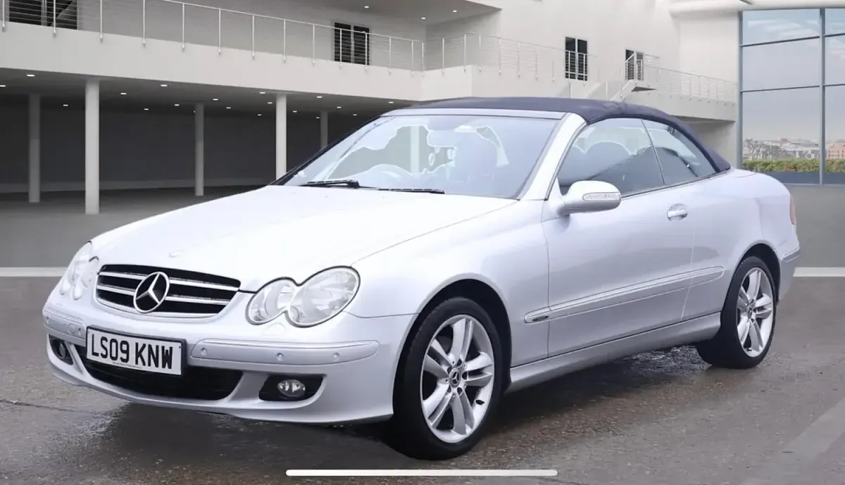 Used Mercedes CLK200 Avantgarde 2009 Silver Cabriolet