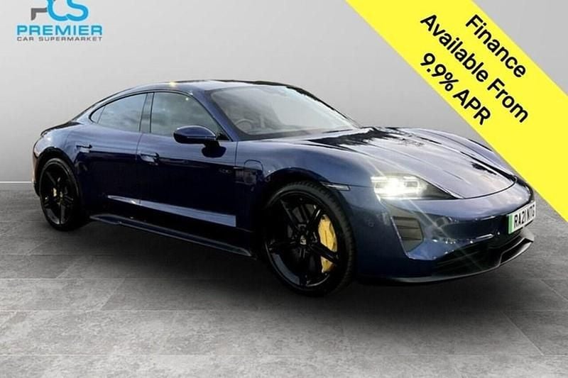 Red Used 2020 Ferrari Portofino Cabriolet | £45,495 - Image 1/1