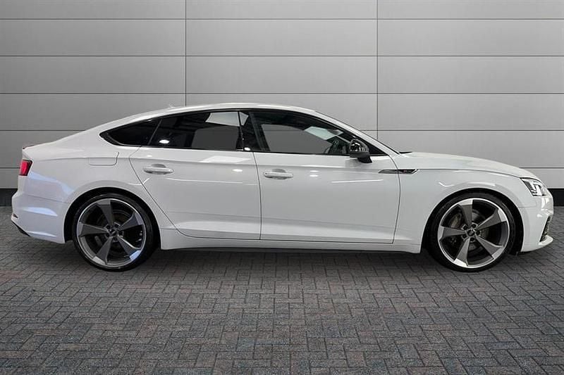 Used Audi A5 Black Edition 190 HP (139 kW) 2019 Glacier white Coupe