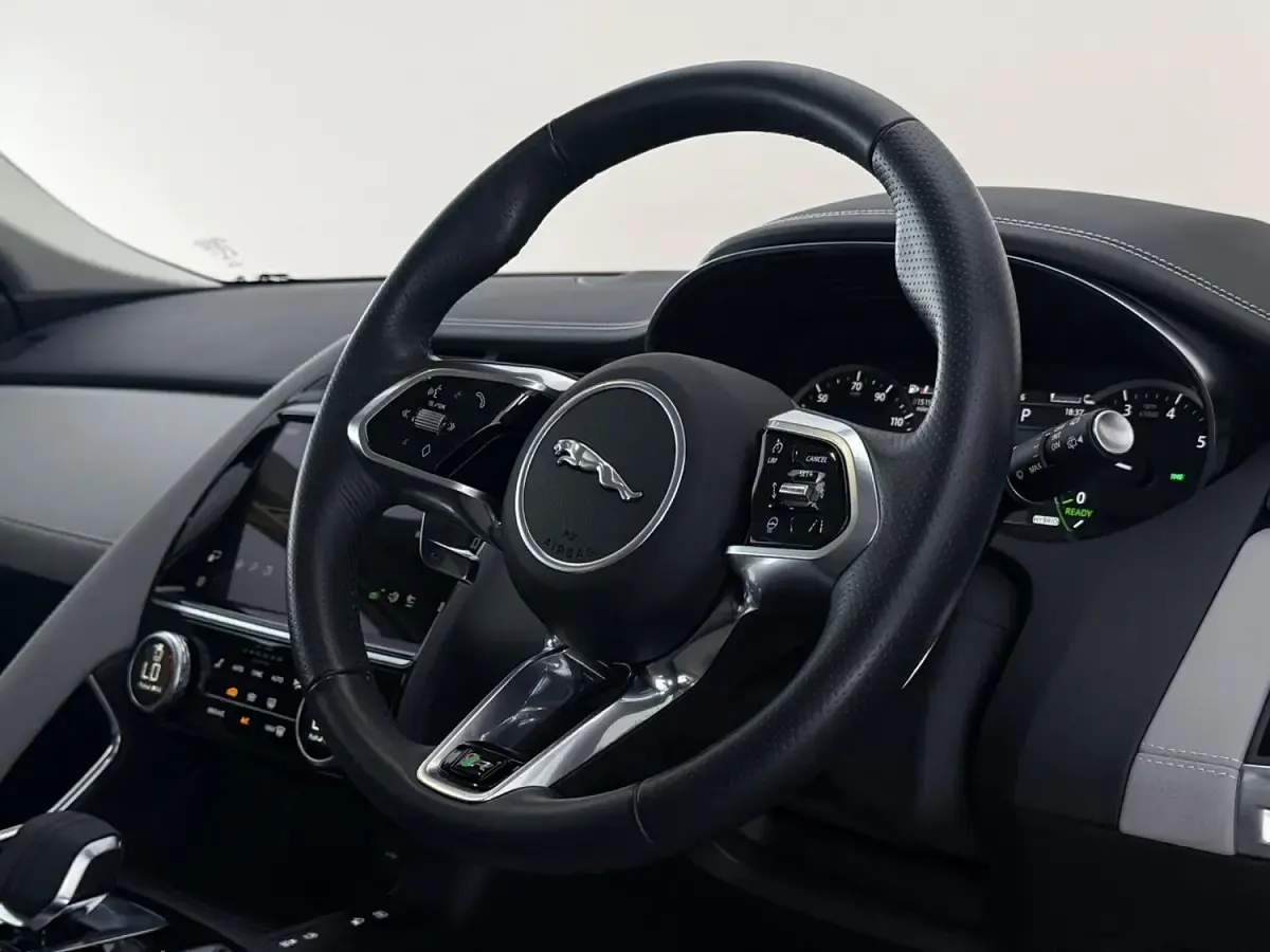 Used Jaguar E-Pace R-Dynamic 309 HP (227 kW) 2022 Blue SUV
