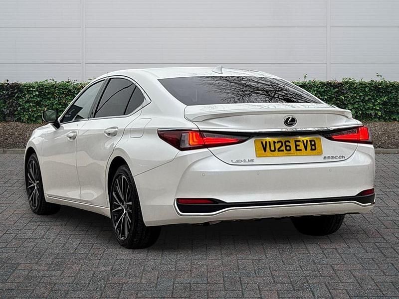New Lexus ES300H 2026 Sedan