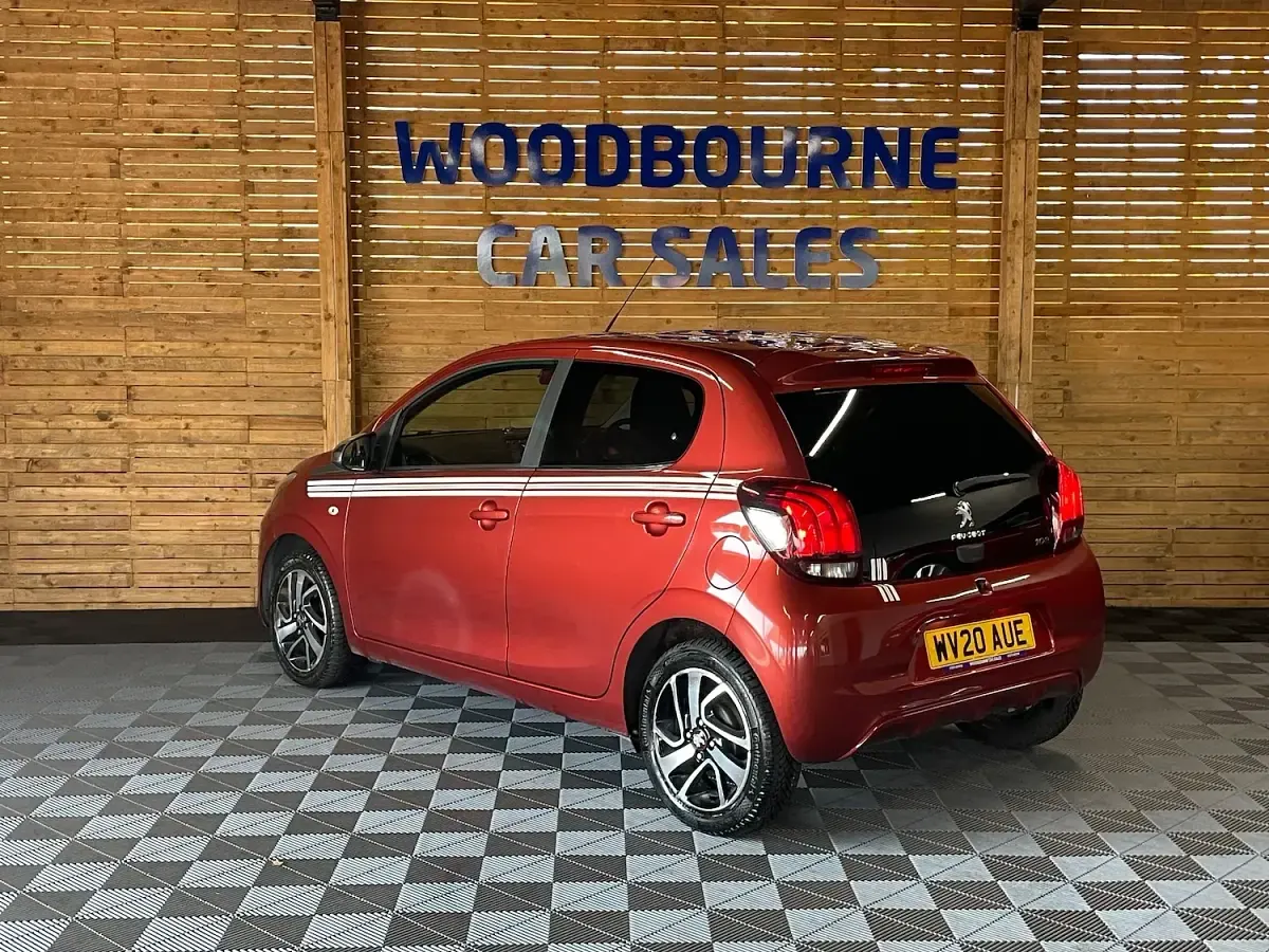 Used Peugeot 108 Collection 72 HP (52 kW) 2020 Red Hatchback