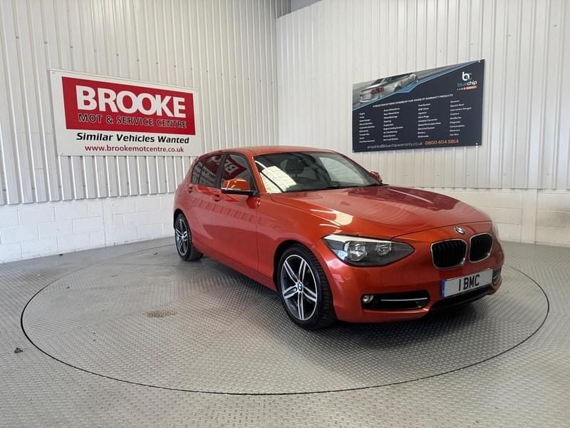 Used BMW 116 Sport Line 2012 Orange Hatchback