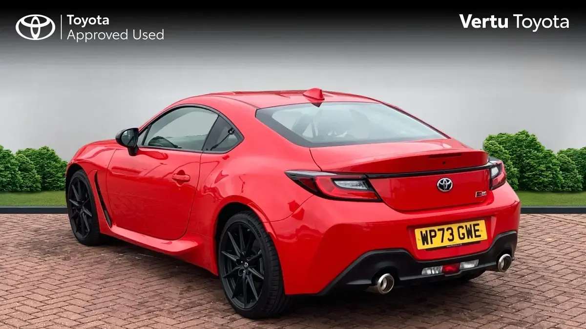Used Toyota GR86 235 HP (172 kW) 2022 Red Coupe