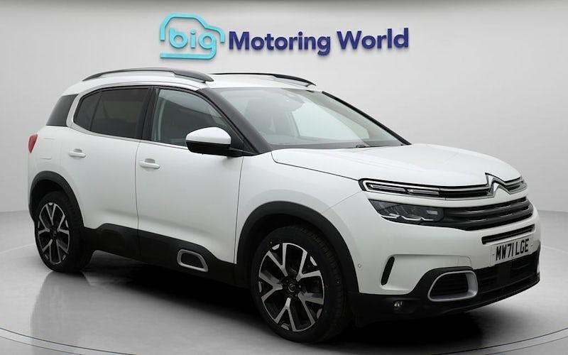 Used 2022 Citroën C5 Shine Hatchback | £10,400 (Fair price) - Image 1/4