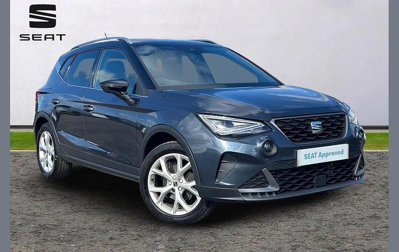 Grey Used 2023 Seat Arona FR SUV | £14,290 (Good price) - Image 1/3