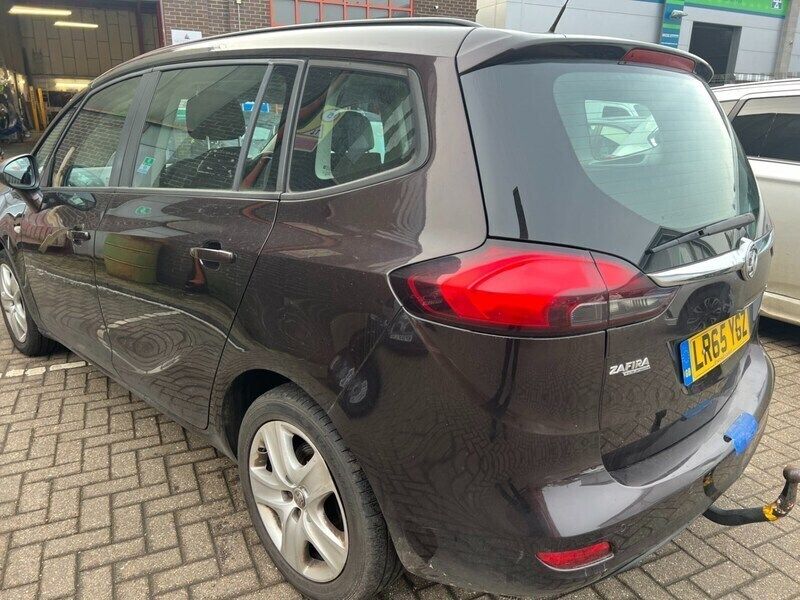 Used Vauxhall Zafira 2015 Brown MPV