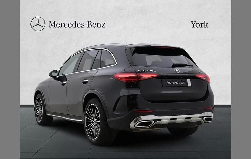 Used Mercedes GLC300 AMG Line Premium Plus 265 HP (194 kW) 2025 Black SUV