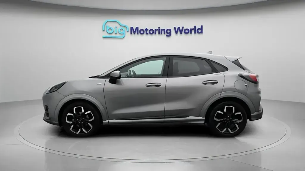 Second-hand Ford Puma ST-Line X 125 CP (91 kW) 2023 Argintiu SUV