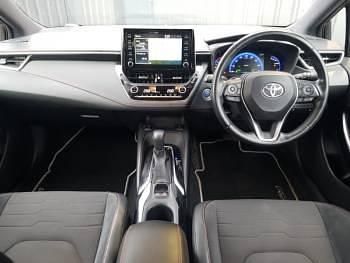 Usado Toyota Corolla 184 HP (135 kW) 2019 Castanho Citadino