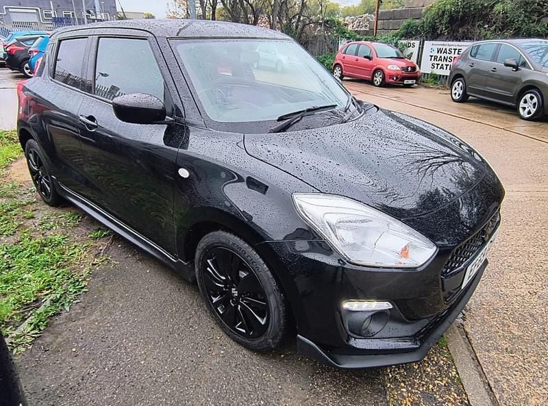 Used Suzuki Swift 90 HP (66 kW) 2020 Black Hatchback