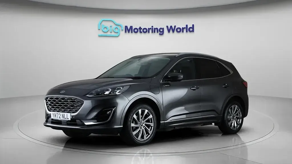 Gebraucht Ford Kuga Vignale 225 PS (165 kW) 2023 Grau SUV