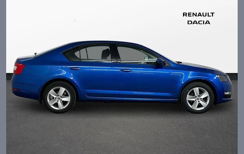 Begagnad Skoda Octavia SE 113 HK (83 kW) 2017 Blå Halvkombi