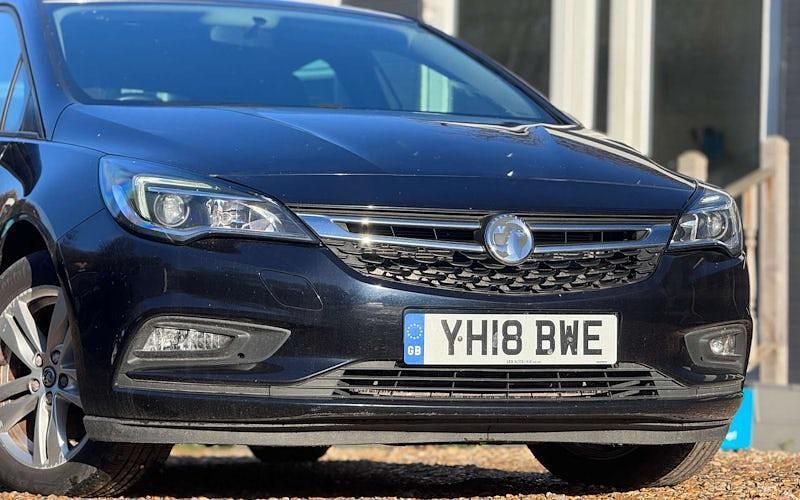 Used Vauxhall Astra 136 HP (100 kW) 2018 Blue Hatchback