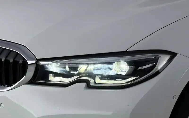 Used BMW 320 190 HP (139 kW) 2021 Sedan