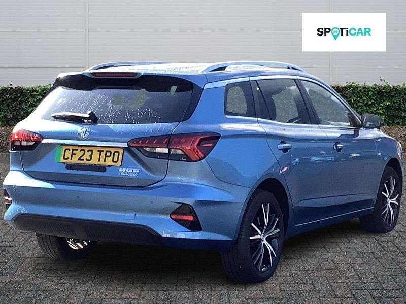 Used MG MG5 EV Trophy 113 kW (154 HP) 2023 Blue Estate