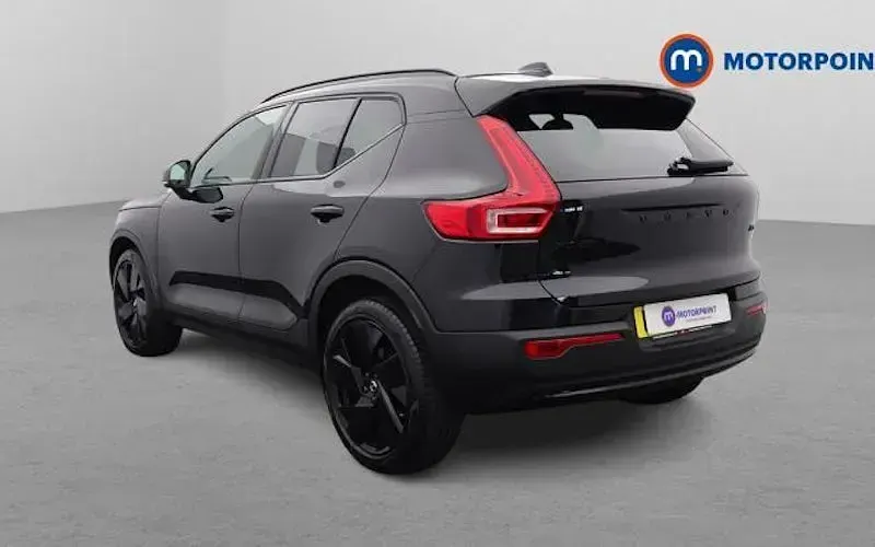 Used Volvo XC40 Plus 163 HP (119 kW) 2025 Black SUV