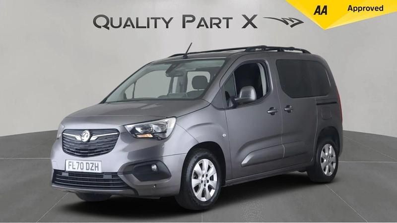Used Vauxhall Combo S 100 HP (73 kW) 2020 Grey MPV