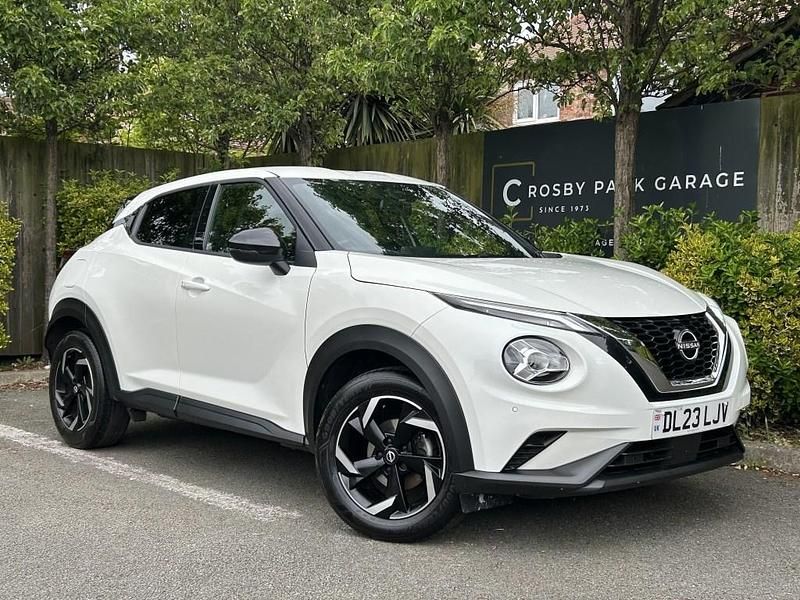 White Used 2023 Nissan Juke N-Connecta SUV | £14,000 (Fair price) - Image 1/4