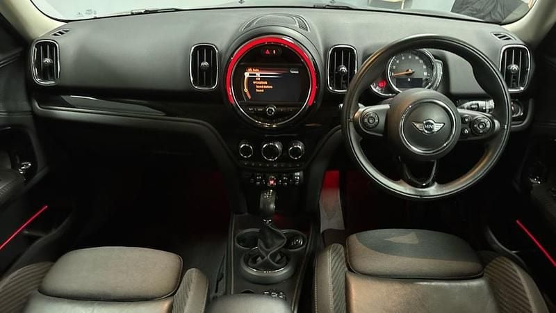 Used Mini Cooper Countryman 134 HP (98 kW) 2017 Black SUV