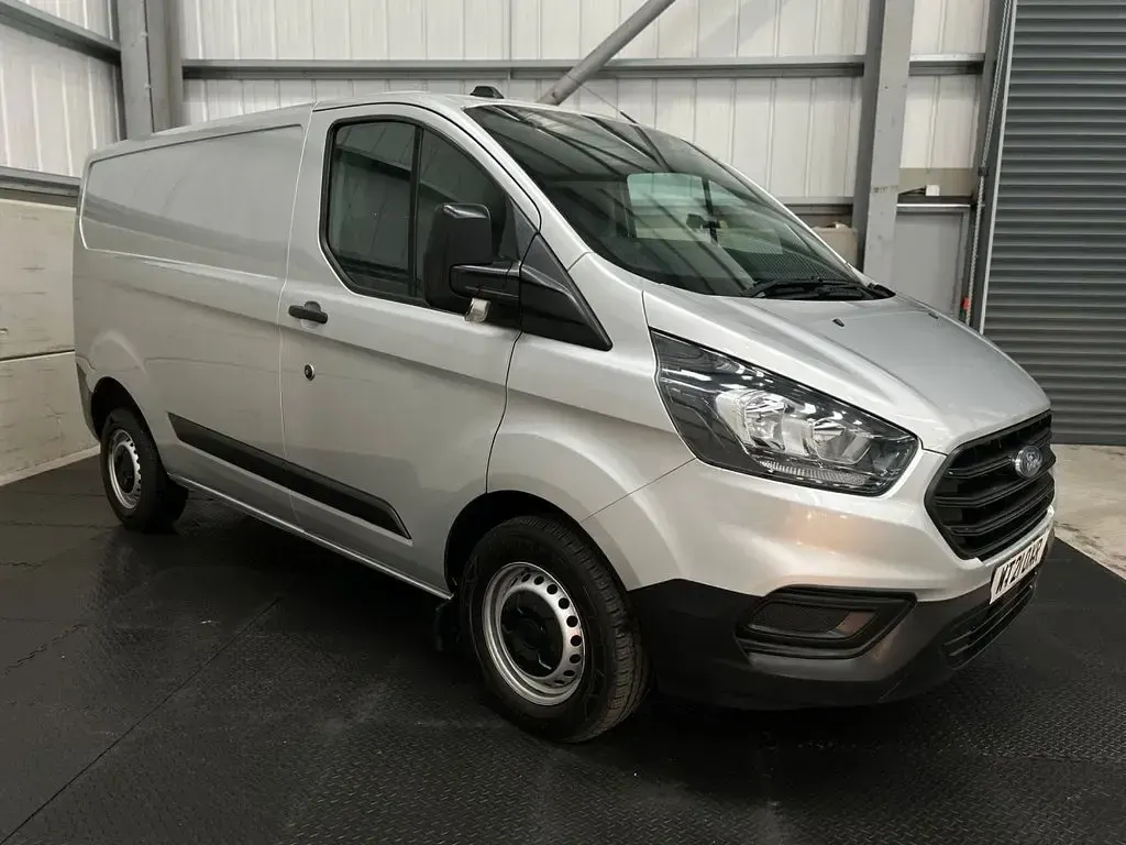 Used Ford Transit Custom 105 HP (77 kW) 2021 Silver Van
